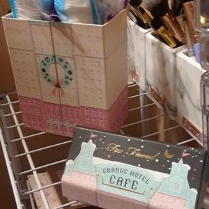 Too Faced Grande Hotel Cafe